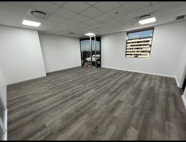 472M² OFFICE TO LET IN CLAREMONT